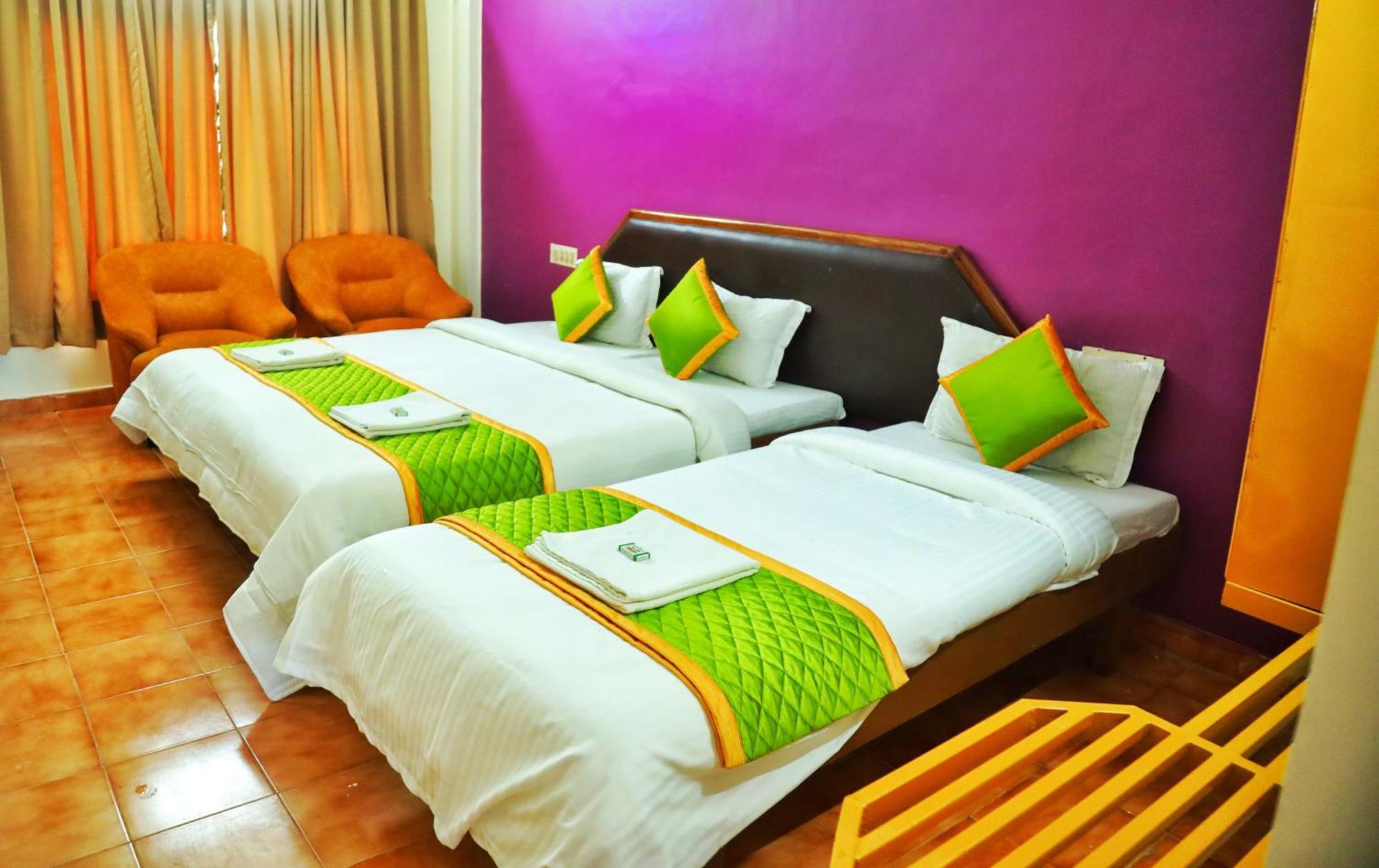 Grand Harmony Beach Resort 코발람비치 외부 사진